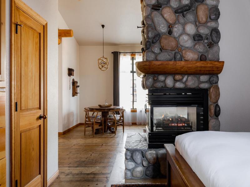 Black Bear Lodge image