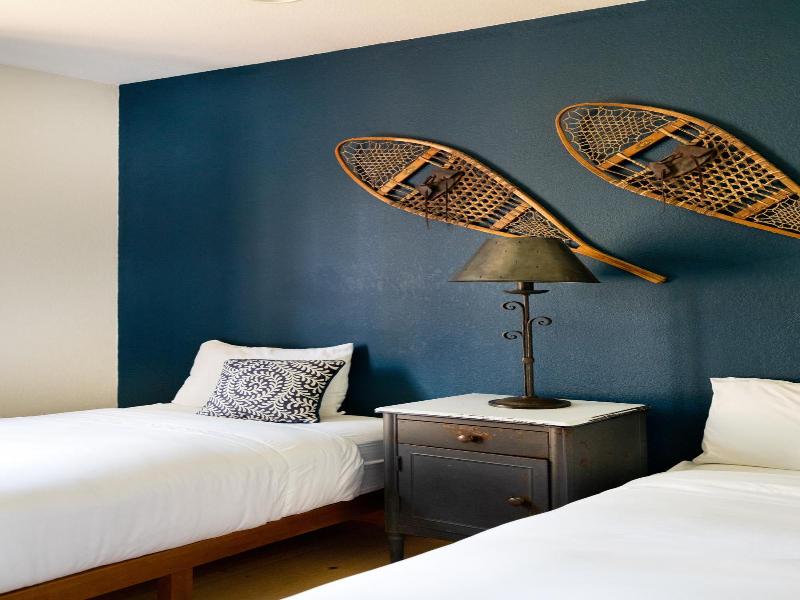 Black Bear Lodge image