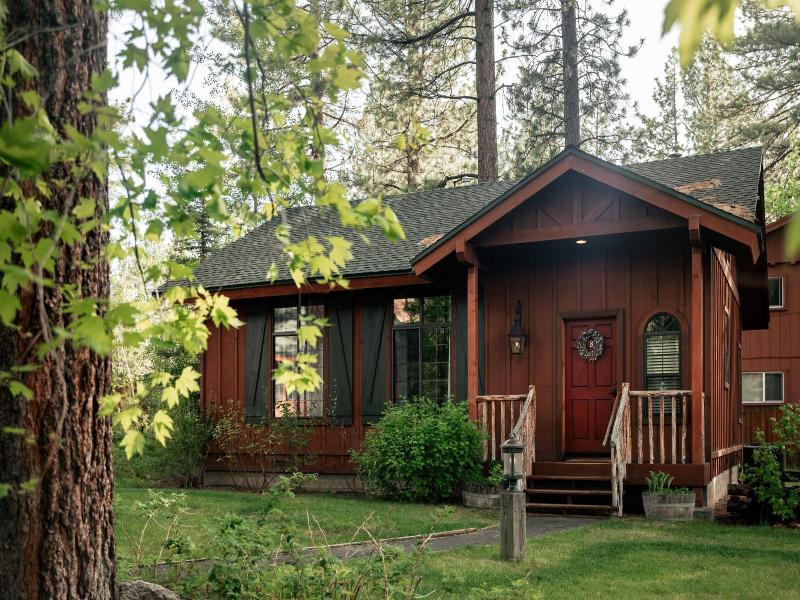 Black Bear Lodge image