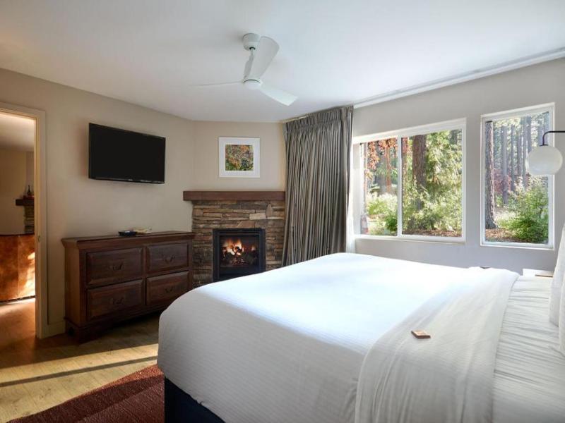 Black Bear Lodge image