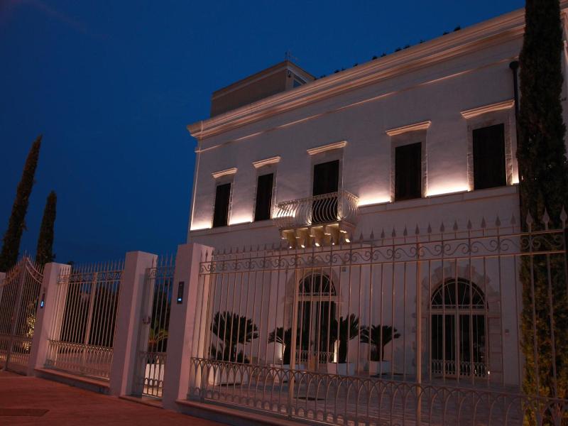 Villa Fornari Resort image