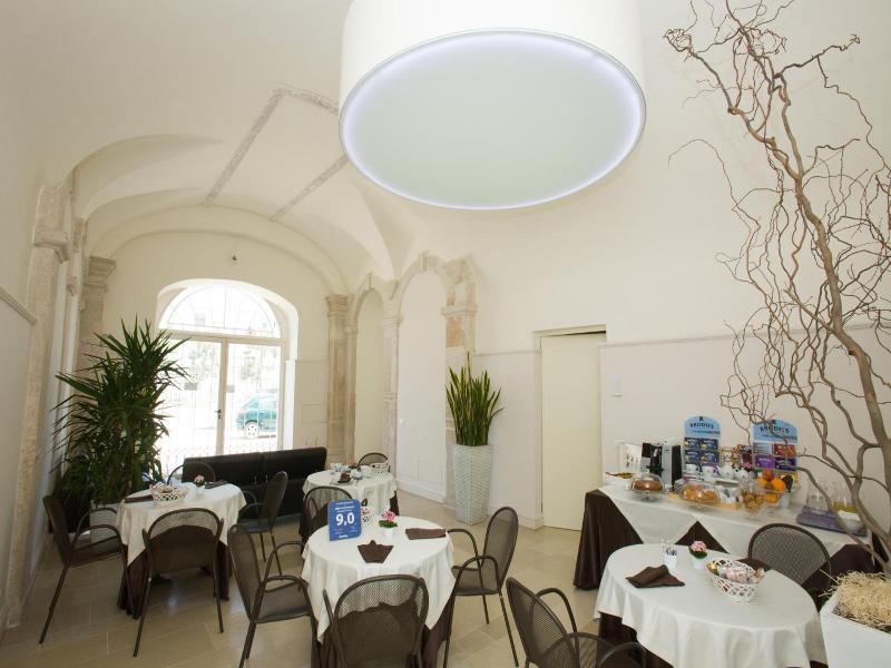 Villa Fornari Resort image