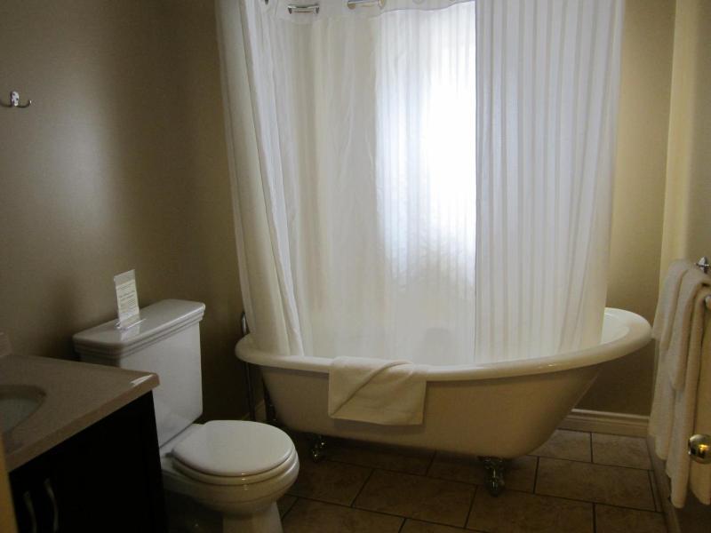 Reynolds Hotel