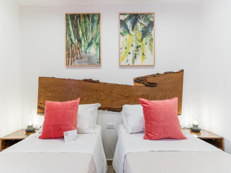 Mama Tita Rooms And Breakfast image