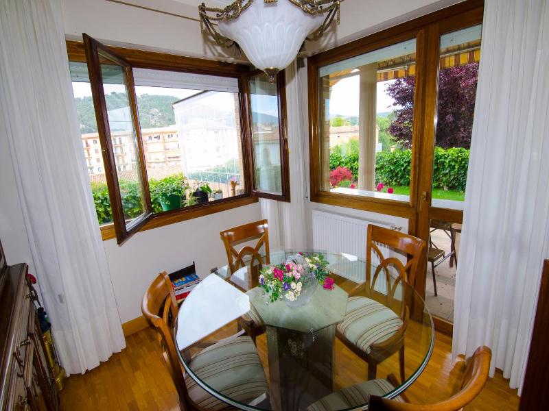 B&b Zaldu image