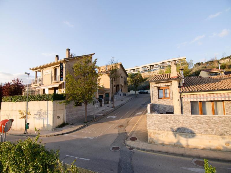 B&b Zaldu image