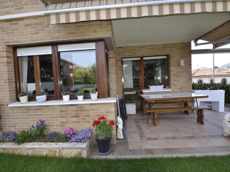 B&b Zaldu image