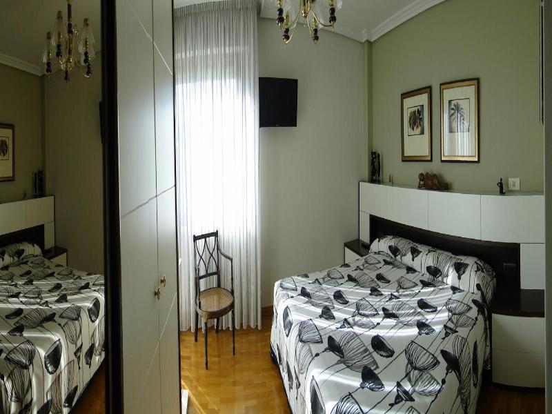 B&b Zaldu image
