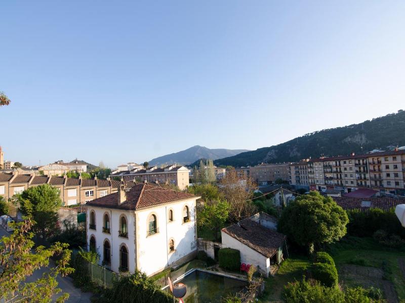 B&b Zaldu image