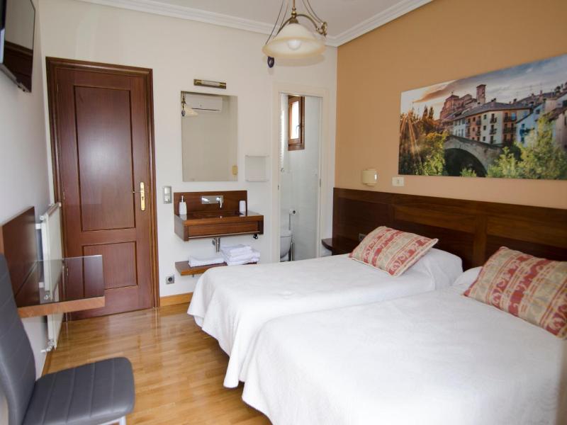 B&b Zaldu image