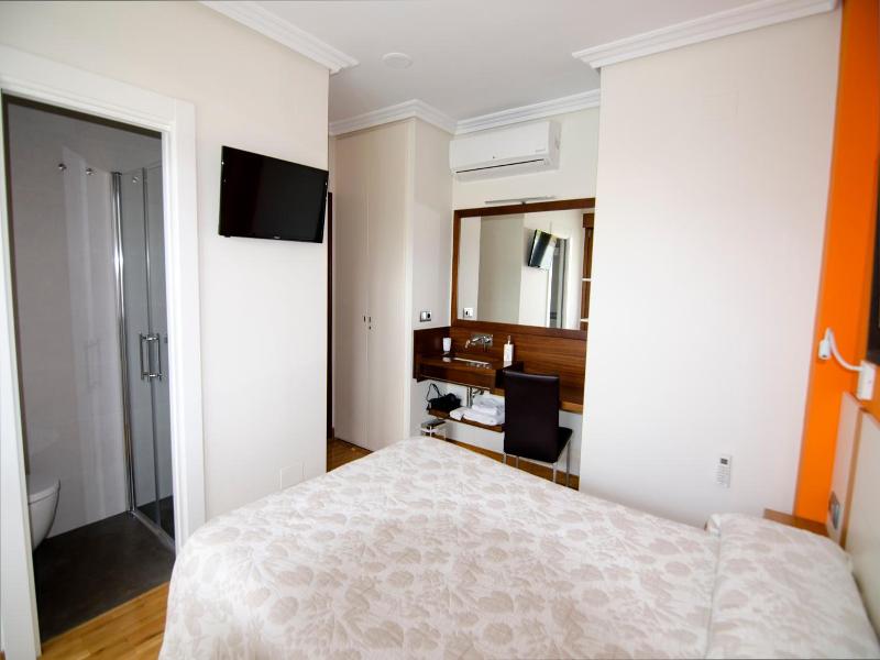 B&b Zaldu image