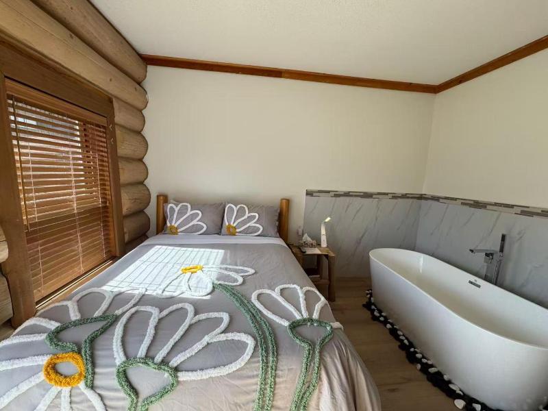 Bear's Claw Lodge