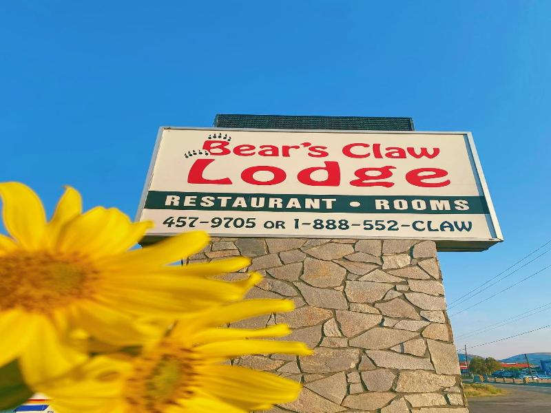 Bear's Claw Lodge