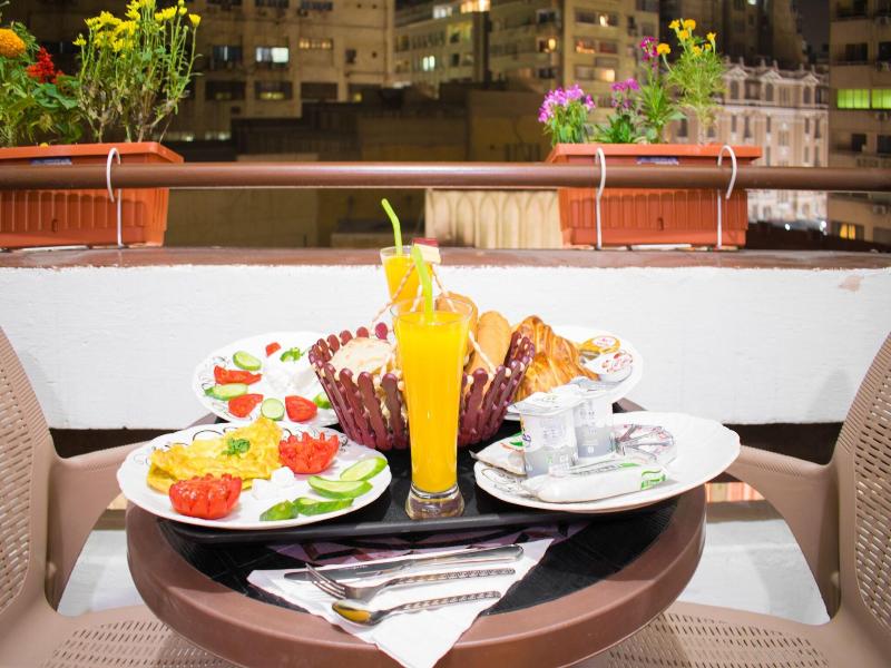Golden Palace Hotel image