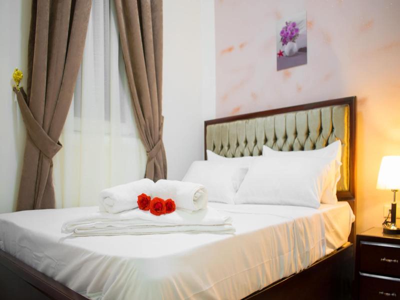 Golden Palace Hotel image