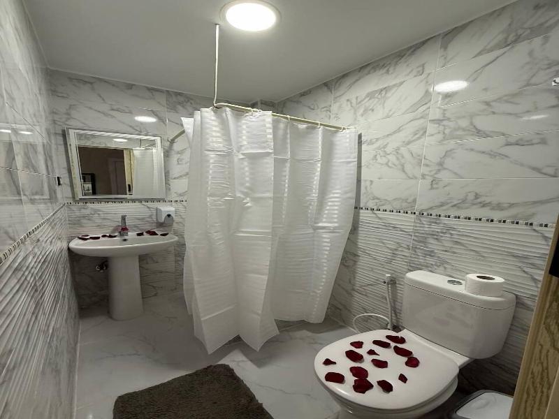 Golden Palace Hotel image