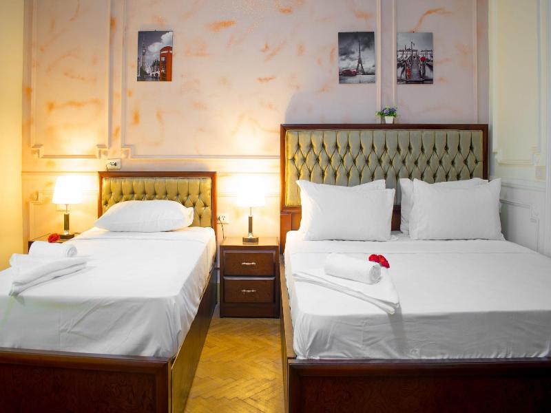 Golden Palace Hotel image