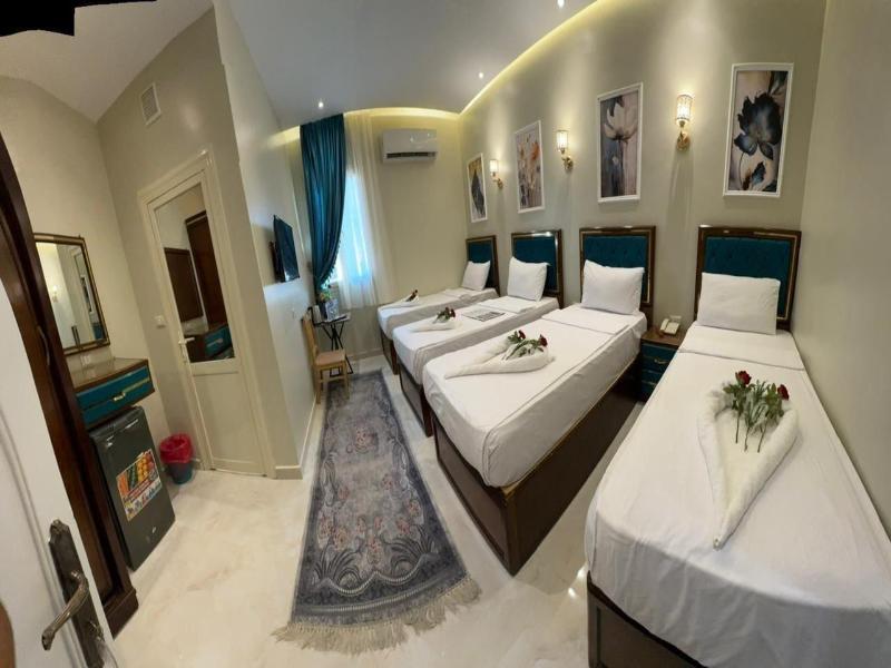 Golden Palace Hotel image