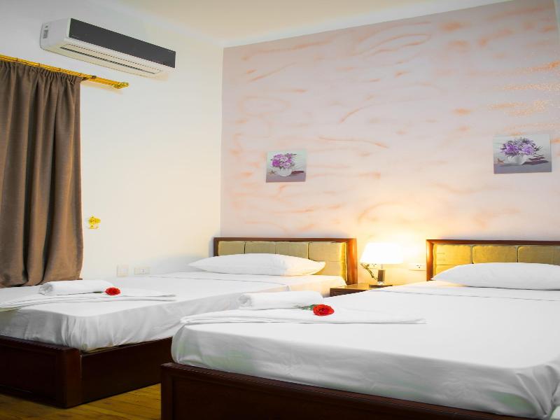 Golden Palace Hotel image