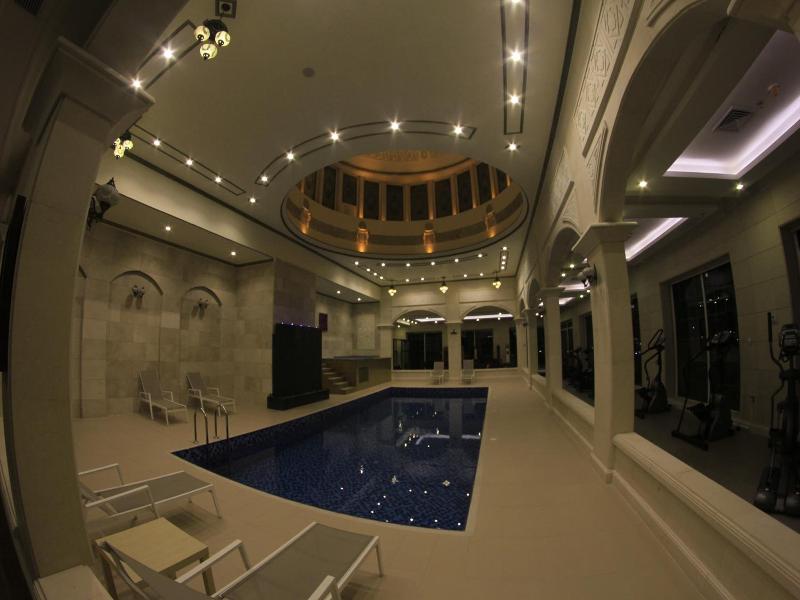 Adams Hotel image