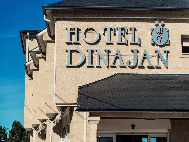 Hotel Dinajan image