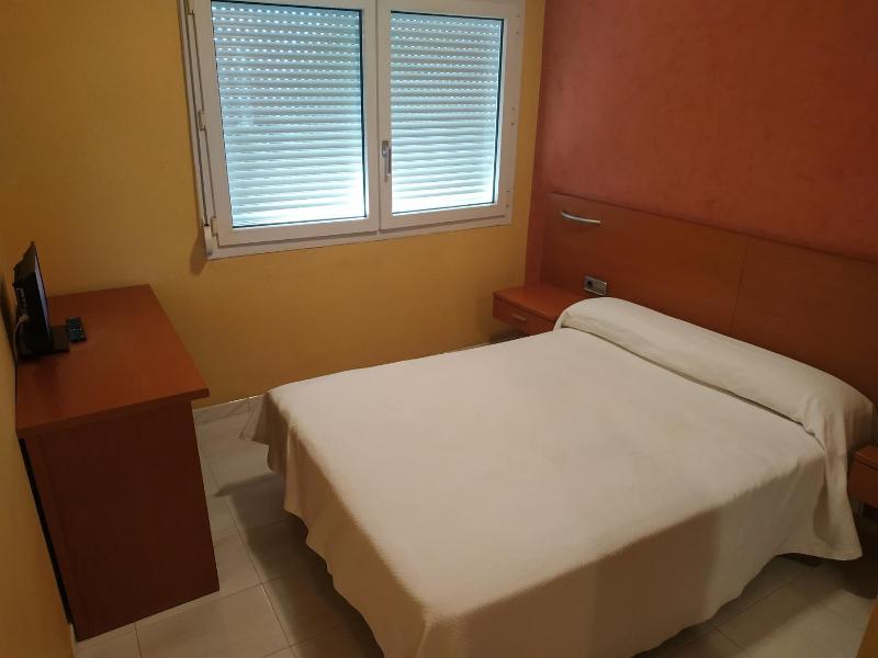Hotel Dinajan image