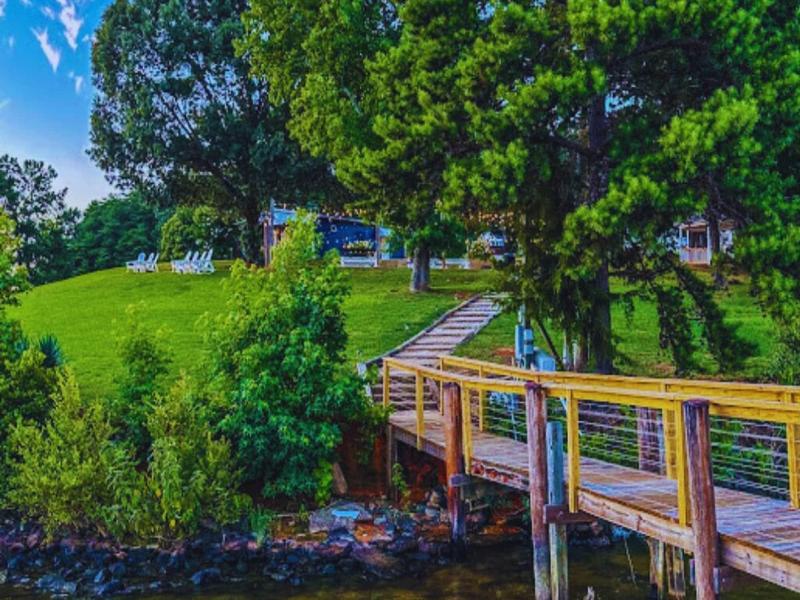 Long Cove Resort Near Charlotte Airport