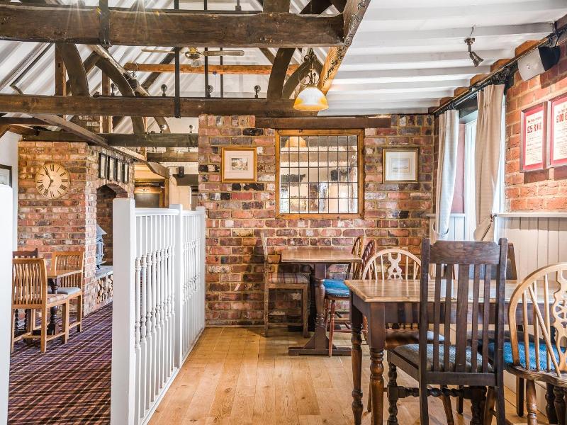 The Walhampton Arms image
