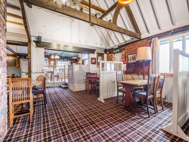 The Walhampton Arms image