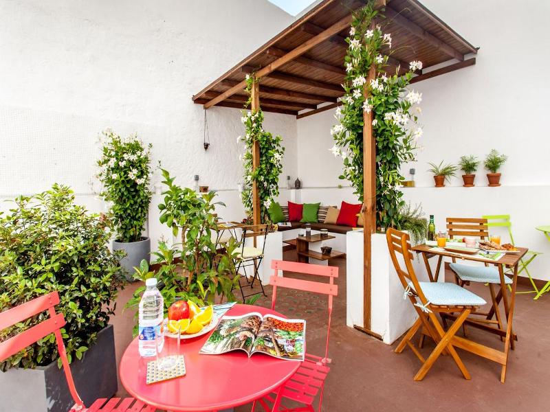 City Garden Bed And Breakfast image