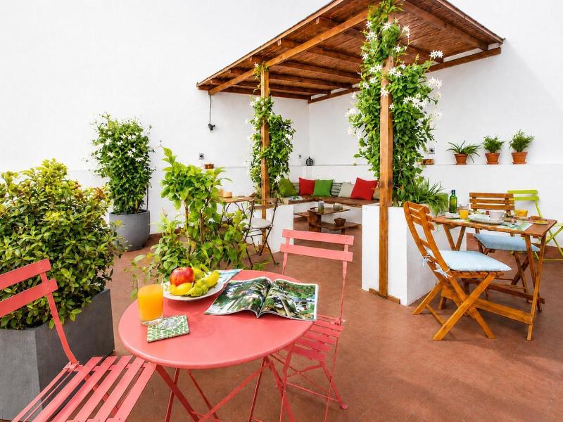 City Garden Bed And Breakfast image