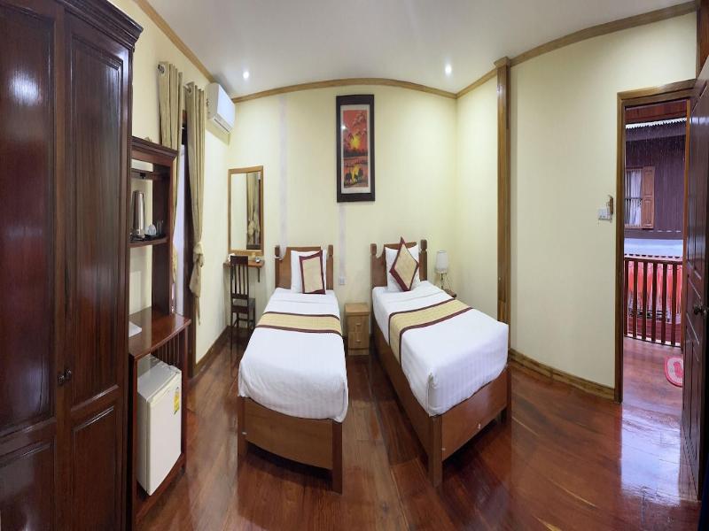 Xayana Home image