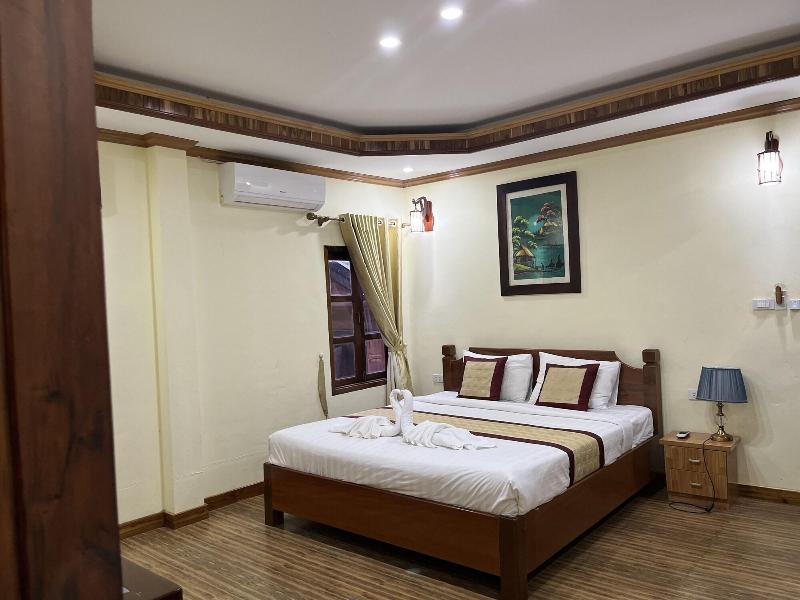 Xayana Home image