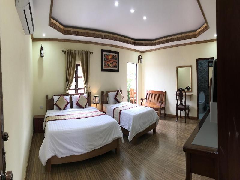 Xayana Home image