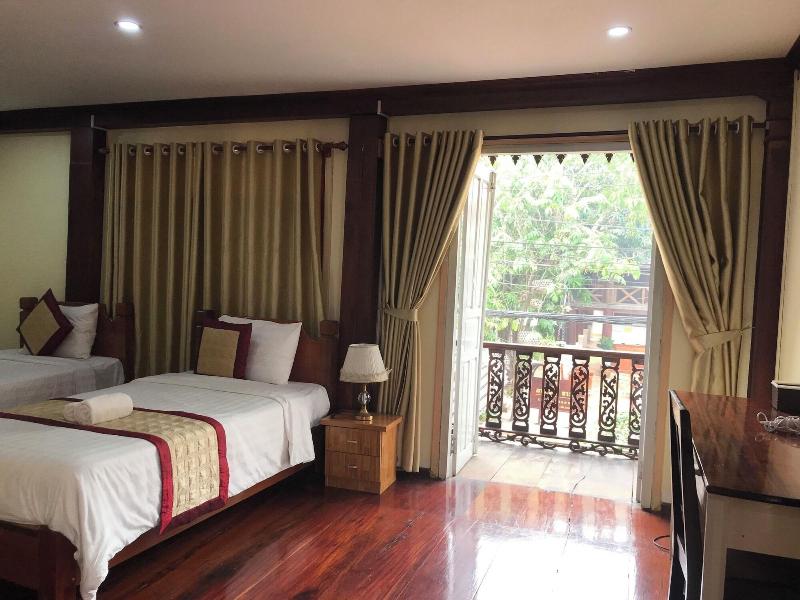 Xayana Home image