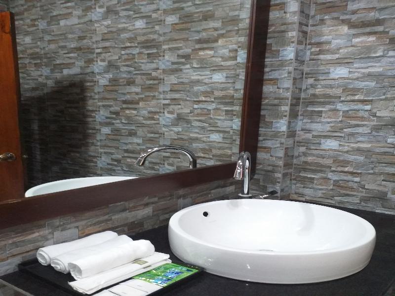 Xayana Home image