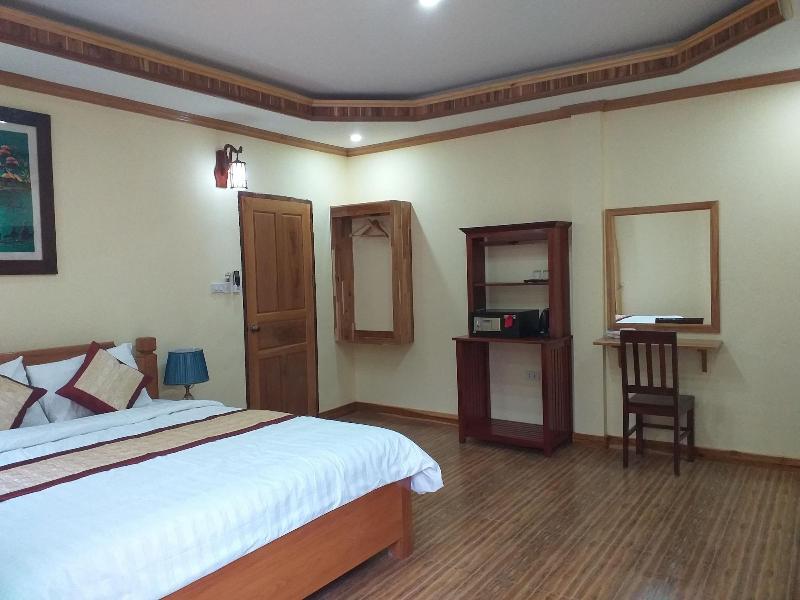 Xayana Home image