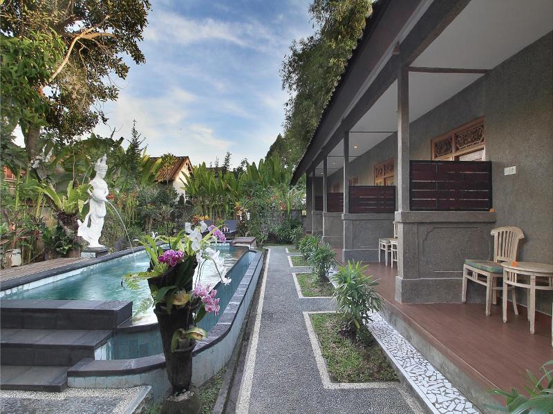 Jerogadung House image