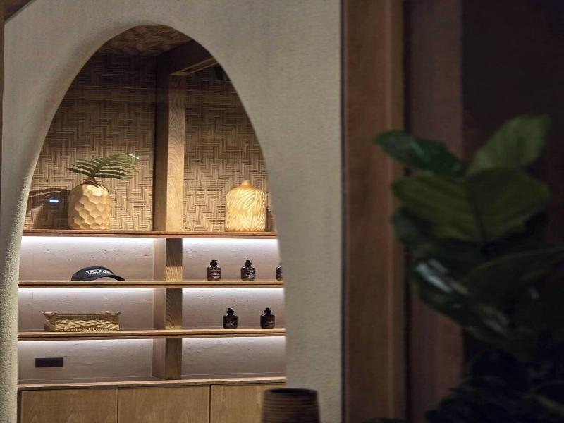 Cocohut Beach Resort & Spa image