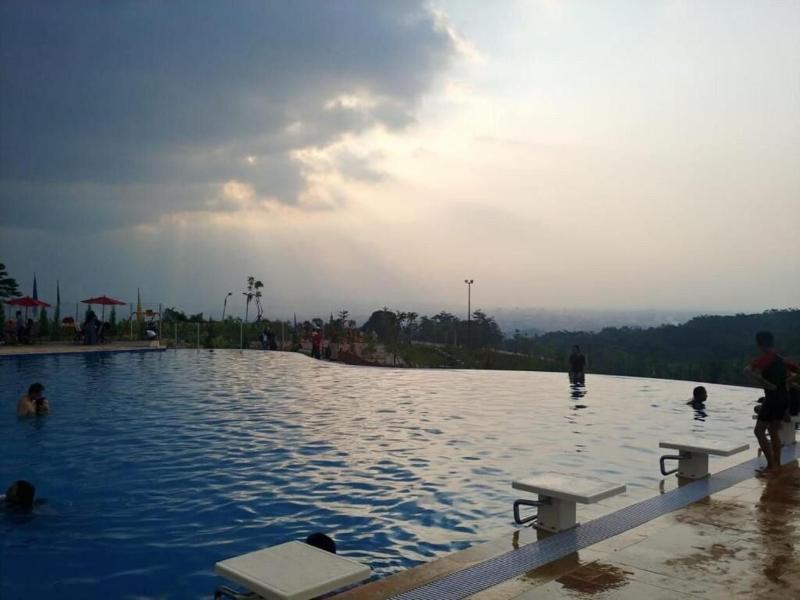 The Valley Guesthouse image