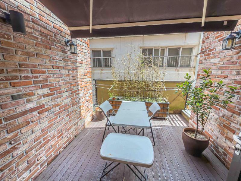 Guest House Brick image