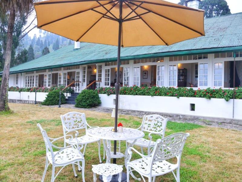 Singell Tea Estate - A CGH Earth Experience image
