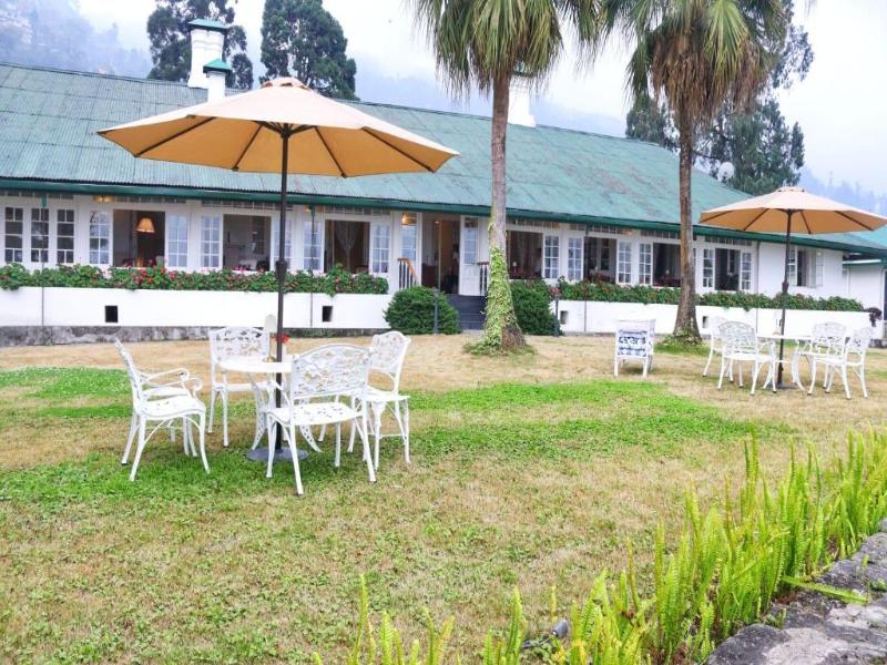 Singell Tea Estate - A CGH Earth Experience image