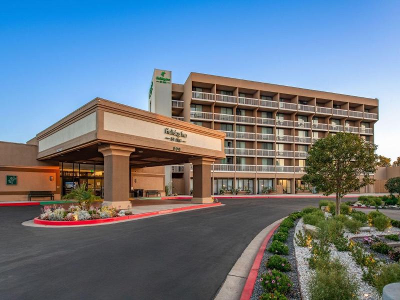 Holiday Inn Oxnard - Ventura By IHG image