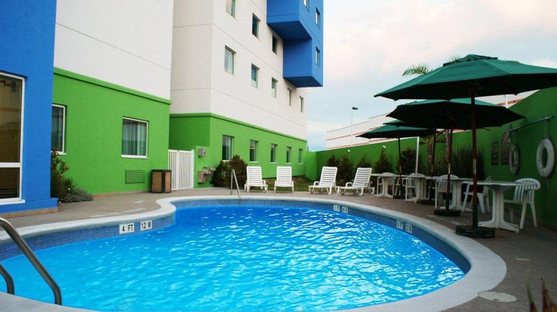 Holiday Inn Express & Suites Toluca Zona Aeropuert