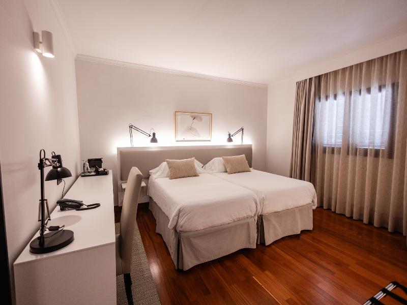 Hotel Escuela Santa Brígida image
