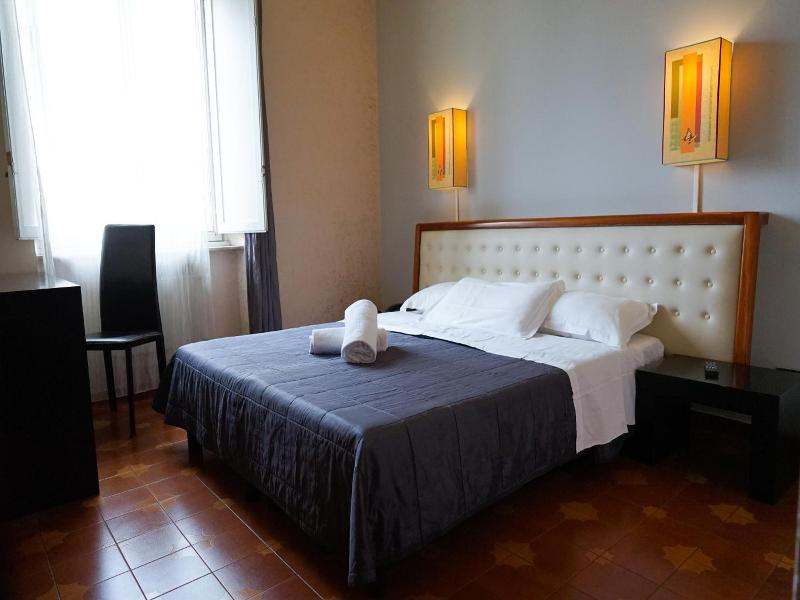 Roma Room image