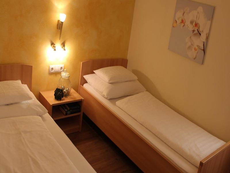 Krämerwirt Hotel-gasthof image