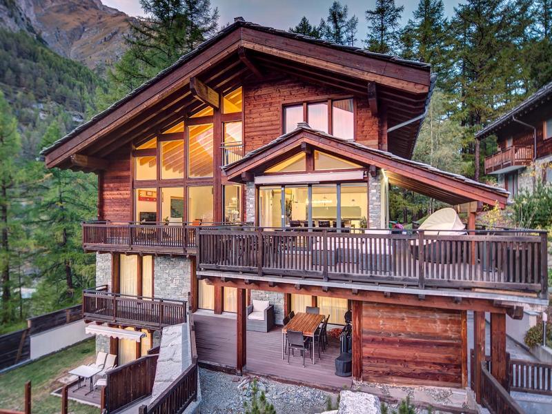 Chalet A La Casa image