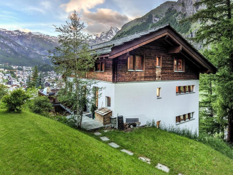 Chalet A La Casa image